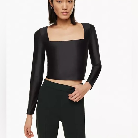 Bavarian Satinette Squareneck Longsleeve in Black size Small - Picture 2 of 3